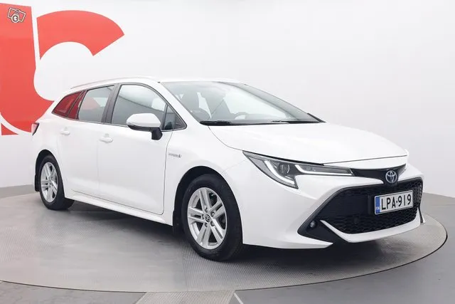 Toyota Corolla Touring Sports 1,8 Hybrid Active Edition - / Moottorinlämmitin / Kamera / Navi / Image 7