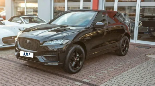 JAGUAR F-Pace 2.0 D 180 CV AWD aut. R-Sport